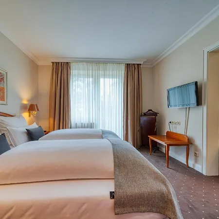 Parkhotel Am Glienberg By Fairway Hotels, Mit Pool Und Sauna