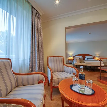 Отель Parkhotel Am Glienberg By Fairway Цинновиц