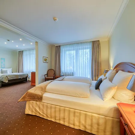 Parkhotel Am Glienberg By Fairway Hotel