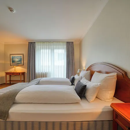 Hotel Parkhotel Am Glienberg By Fairway Hotels, Mit Pool Und Sauna Zinnowitz