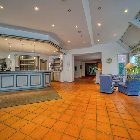 Parkhotel Am Glienberg By Fairway 4* زينوويتز