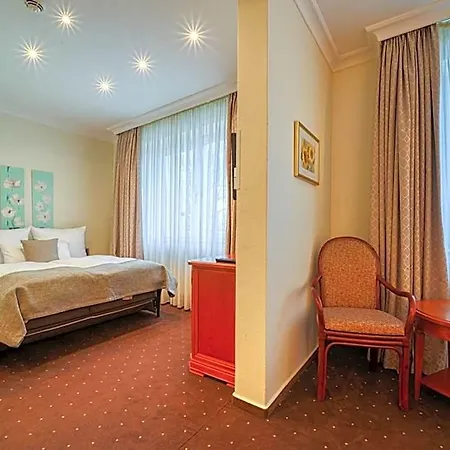 Parkhotel Am Glienberg By Fairway Hotels, Mit Pool Und Sauna 4* Zinnowitz