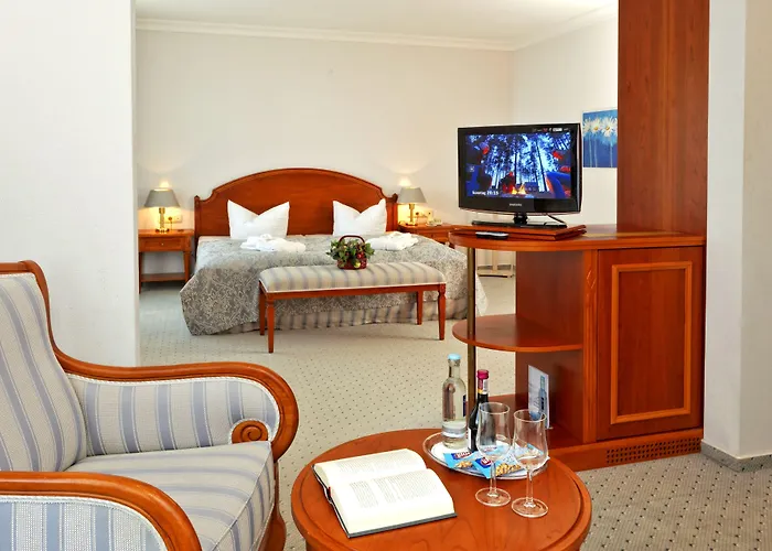 Parkhotel Am Glienberg By Fairway Zinnowitz